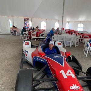 Meet your Posher, Eric